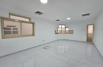 Villa - 3 - 5 for rent in Al Manara - Dubai