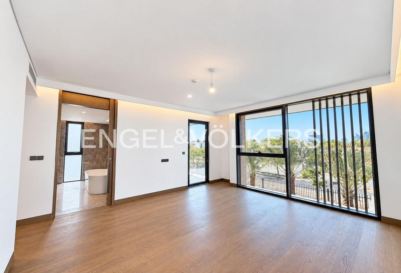 Resort Style | Private Elevator | Large Plot photo 11