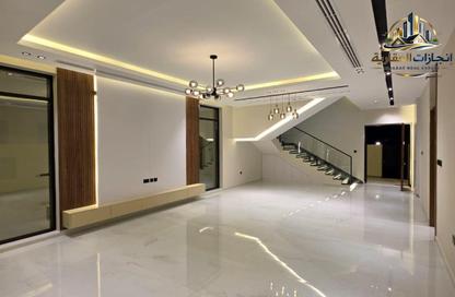 Villa - 5 Bedrooms - 6 Bathrooms for rent in Al Helio 1 - Al Helio - Ajman