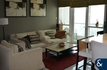 Apartment - 1 Bedroom - 2 Bathrooms for sale in Marina Pinnacle - Dubai Marina - Dubai
