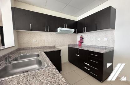 Apartment - 1 - 1 for sale in Mazaya 2 - Queue Point - Liwan - Dubai