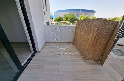 Apartment - 1 Bedroom - 1 Bathroom for sale in Waters Edge - Yas Island - Abu Dhabi Apartment - 1 Bedroom - 1 Bathroom for sale in Waters Edge - Yas Island - Abu Dhabi