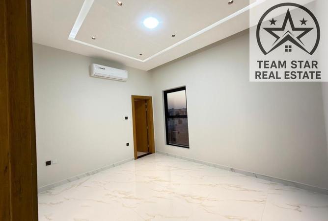 72723246 - Property Image 3