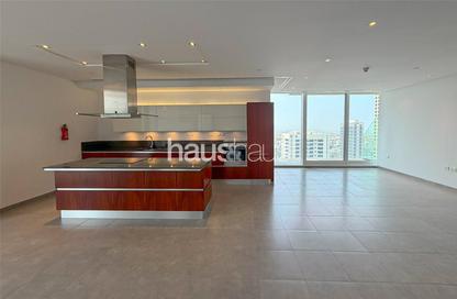 Apartment - 1 Bedroom - 2 Bathrooms for rent in Maze Tower - Sheikh Zayed Road - Dubai