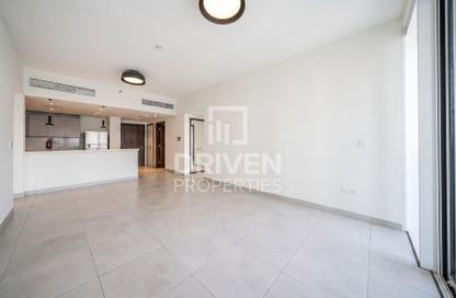 Apartment - 2 Bedrooms - 3 Bathrooms for rent in 1 Residences - 2 - 1 Residences - Al Kifaf - Bur Dubai - Dubai