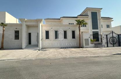 Villa - 5 Bedrooms - 7+ Bathrooms for rent in Nad Al Sheba 2 - Nad Al Sheba - Dubai