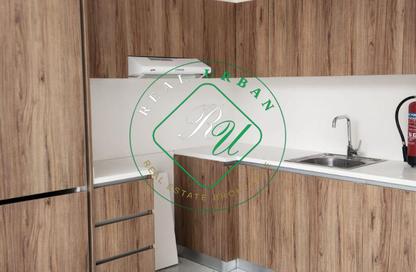 Apartment - 2 Bedrooms - 3 Bathrooms for rent in Oasis Residences - Masdar City - Abu Dhabi