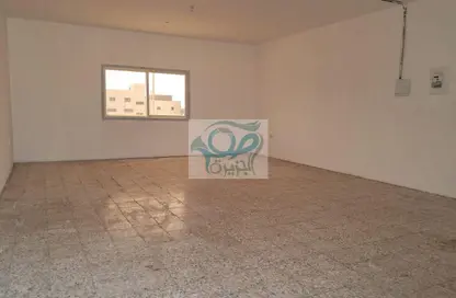 Office Space - 1 Bedroom - 1 Bathroom for rent in Mussafah - Abu Dhabi