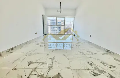 Apartment - 1 Bedroom - 2 Bathrooms for rent in Jumeirah Garden City - Al Satwa - Dubai