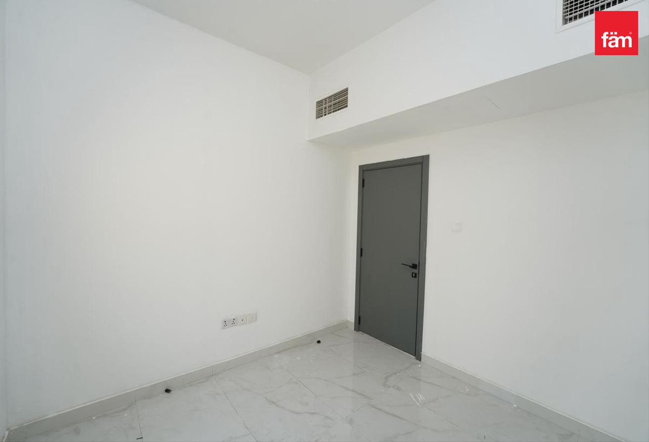 Unfurnished 4br Villa | Spacious Layout | Abu Hail photo 14