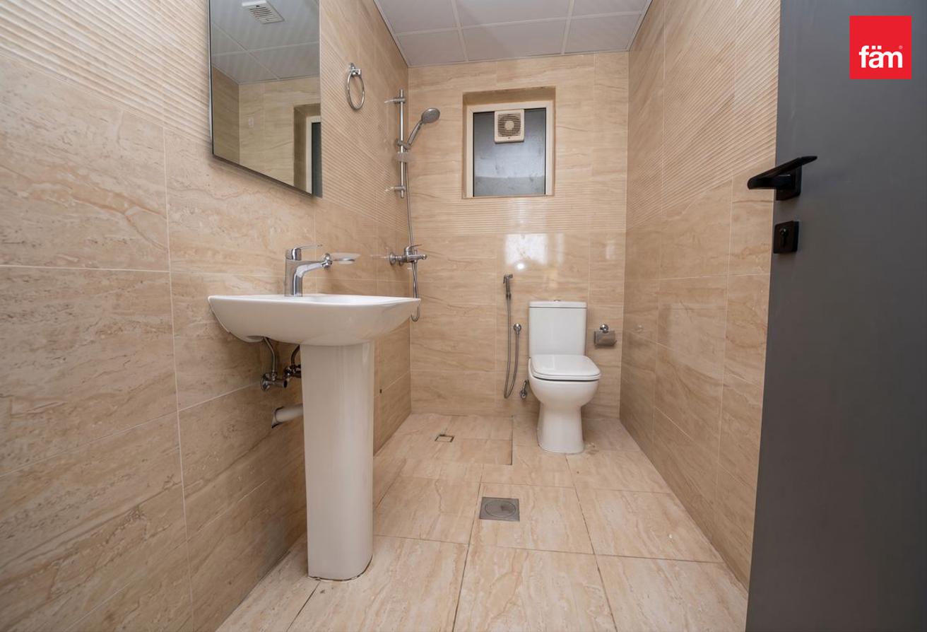 Unfurnished 4br Villa | Spacious Layout | Abu Hail photo 16