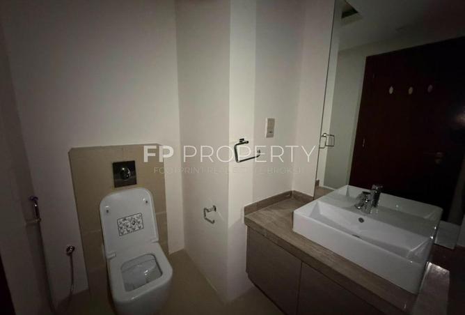 100857771 - Property Image 2