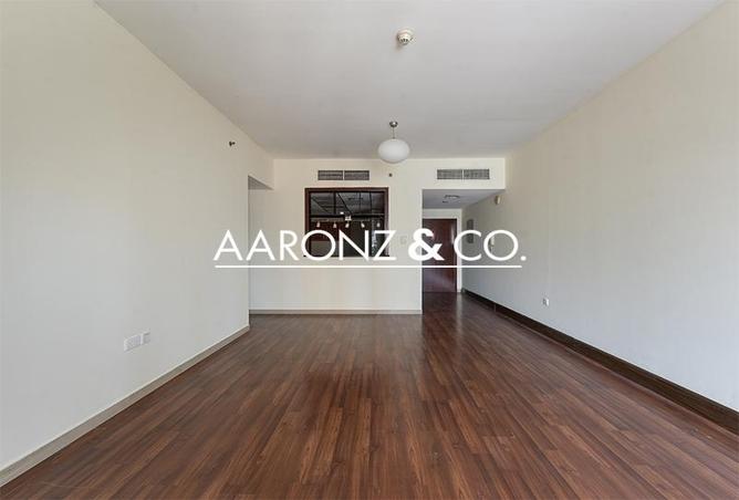87878138 - Property Image 2