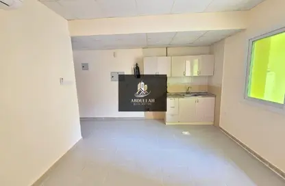 Apartment - Studio - 1 Bathroom for rent in Muwaileh 29 Building - Muwaileh - Sharjah