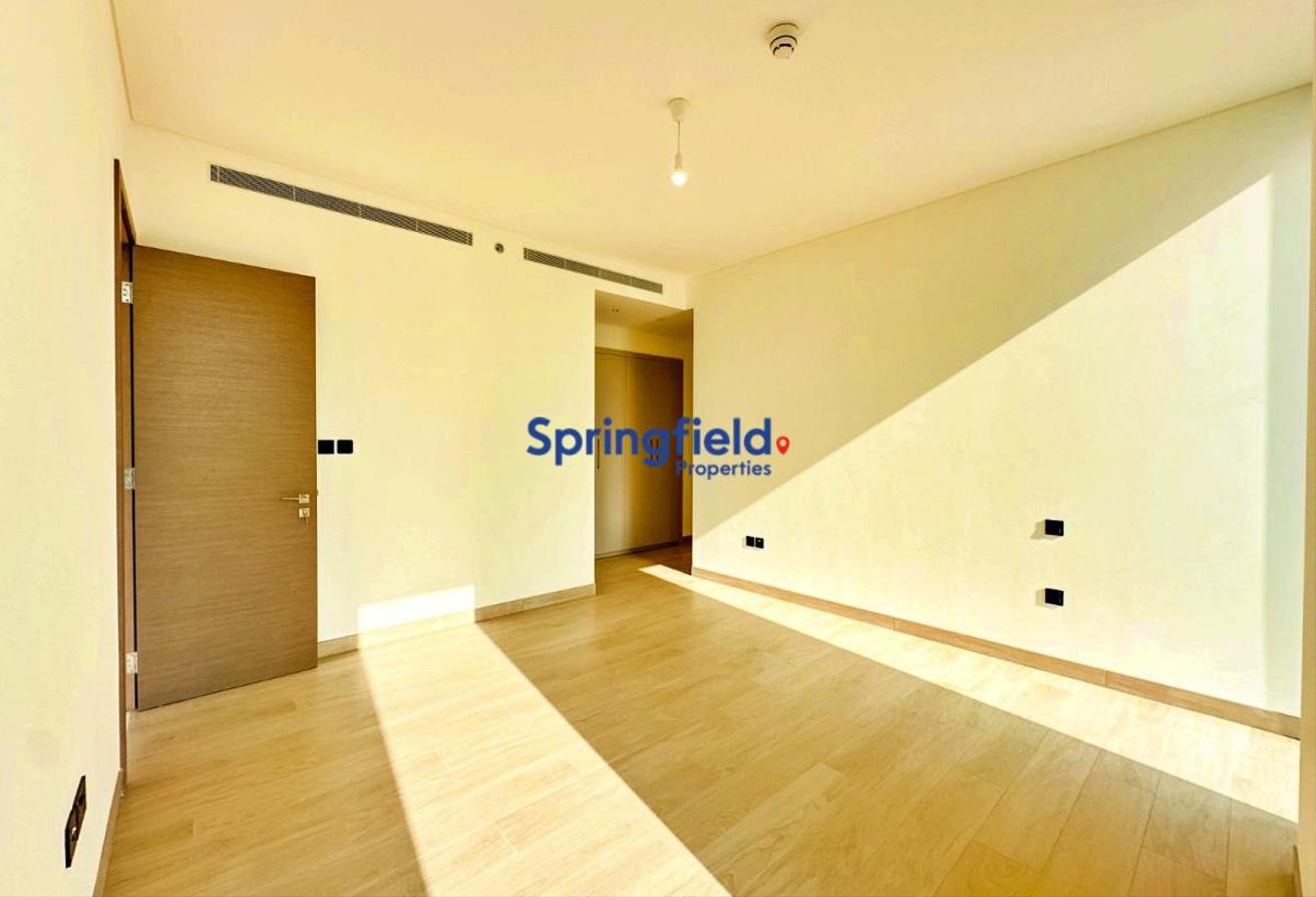 Luxury 4BR for Rent | High Floor | Spacious photo 4