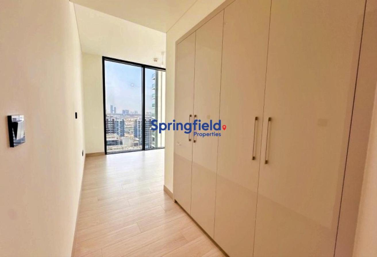Luxury 4BR for Rent | High Floor | Spacious photo 14