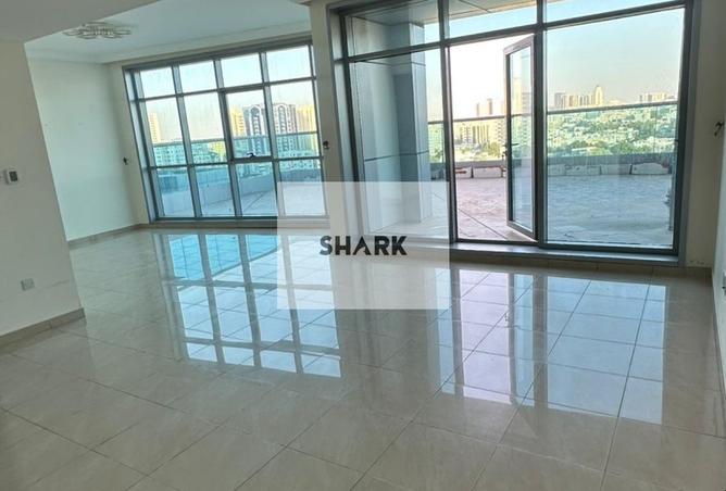 55738719 - Property Main Image