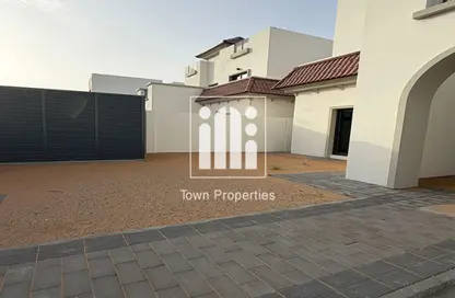 Villa - 4 Bedrooms - 6 Bathrooms for rent in Fay Alreeman - Al Shamkha - Abu Dhabi