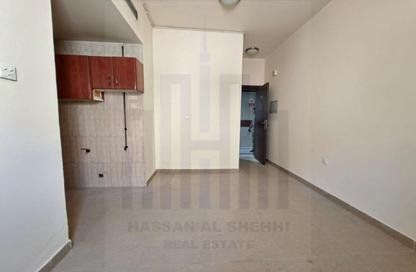 Apartment - Studio - 1 Bathroom for rent in Fire Station Road - Muwaileh - Sharjah