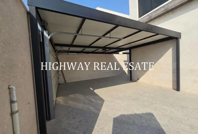 132001139 - Property Image 2
