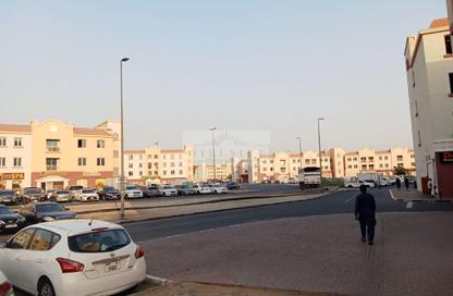 Shop - Studio - 1 for rent in Building Y11 - England Cluster - International City - Dubai