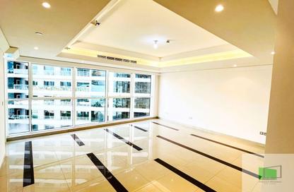 Apartment - 3 Bedrooms - 4 Bathrooms for rent in Wave tower - Corniche Road - Abu Dhabi Apartment - 3 Bedrooms - 4 Bathrooms for rent in Wave tower - Corniche Road - Abu Dhabi