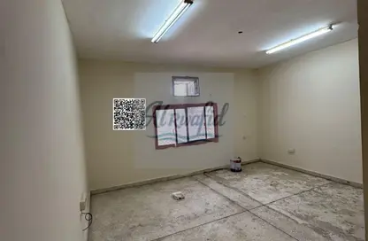 سكن عمال - استوديو - 8 حمامات للايجار في الجرف الصناعية 2 - الجرف الصناعية - عجمان