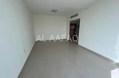Apartment - 1 Bedroom - 1 Bathroom for rent in Al Khan - Sharjah