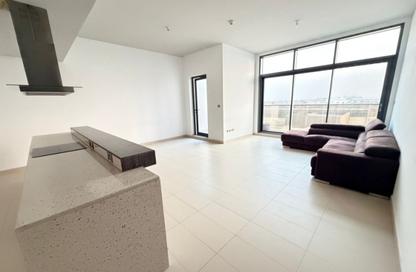 Apartment - 3 - 3 for sale in Oia Residence - Motor City - Dubai
