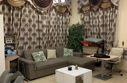 Apartment - 1 Bedroom - 2 Bathrooms for rent in Silicon Gates 4 - Silicon Gates - Dubai Silicon Oasis - Dubai