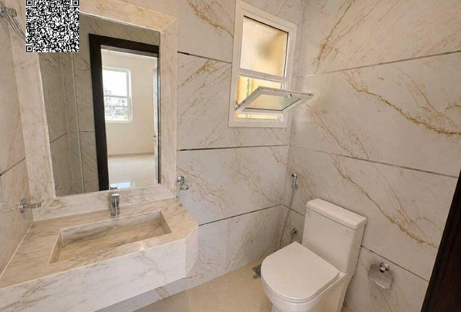 107275987 - Property Image 3