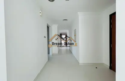 شقة - 3 غرف نوم - 3 حمامات للايجار في عود ميثاء - بر دبي - دبي