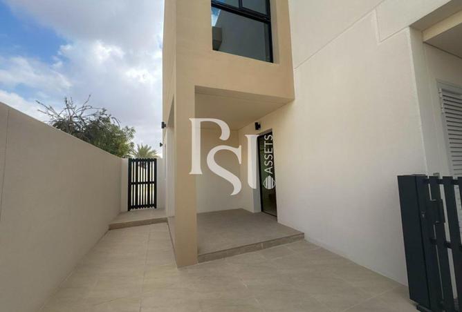 71102637 - Property Image 2