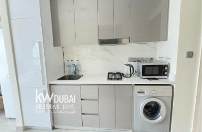 Apartment - Studio - 1 Bathroom for rent in Farhad Azizi Residence - Dubai Healthcare City 2 - Al Jaddaf - Dubai