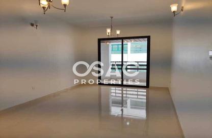 Office Space - Studio - 2 Bathrooms for rent in White Swan Building - Sheikh Zayed Road - Dubai