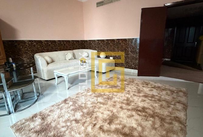 73874460 - Property Main Image