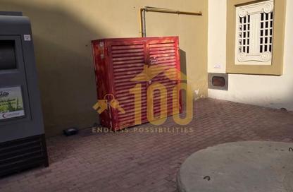 متجر - استوديو - 1 للايجار في K07 - طراز يوناني - المدينة العالمية - دبي