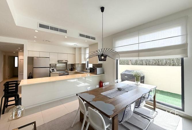 71117661 - Property Image 3