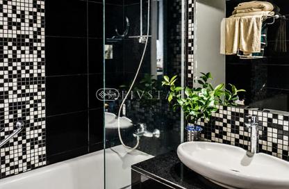 Apartment - Studio - 1 for sale in Bay's Edge - Business Bay - Dubai