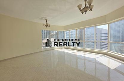 Apartment - 2 Bedrooms - 2 Bathrooms for rent in Al Majaz 3 - Al Majaz - Sharjah Apartment - 2 Bedrooms - 2 Bathrooms for rent in Al Majaz 3 - Al Majaz - Sharjah