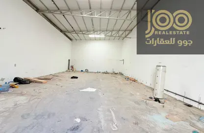 مستودع - استوديو - 1 حمام للايجار في أم الثعوب - أم القيوين