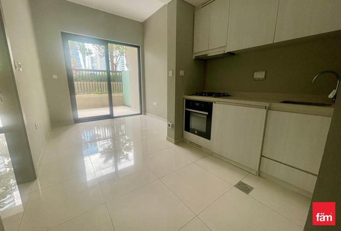 82811153 - Property Image 2