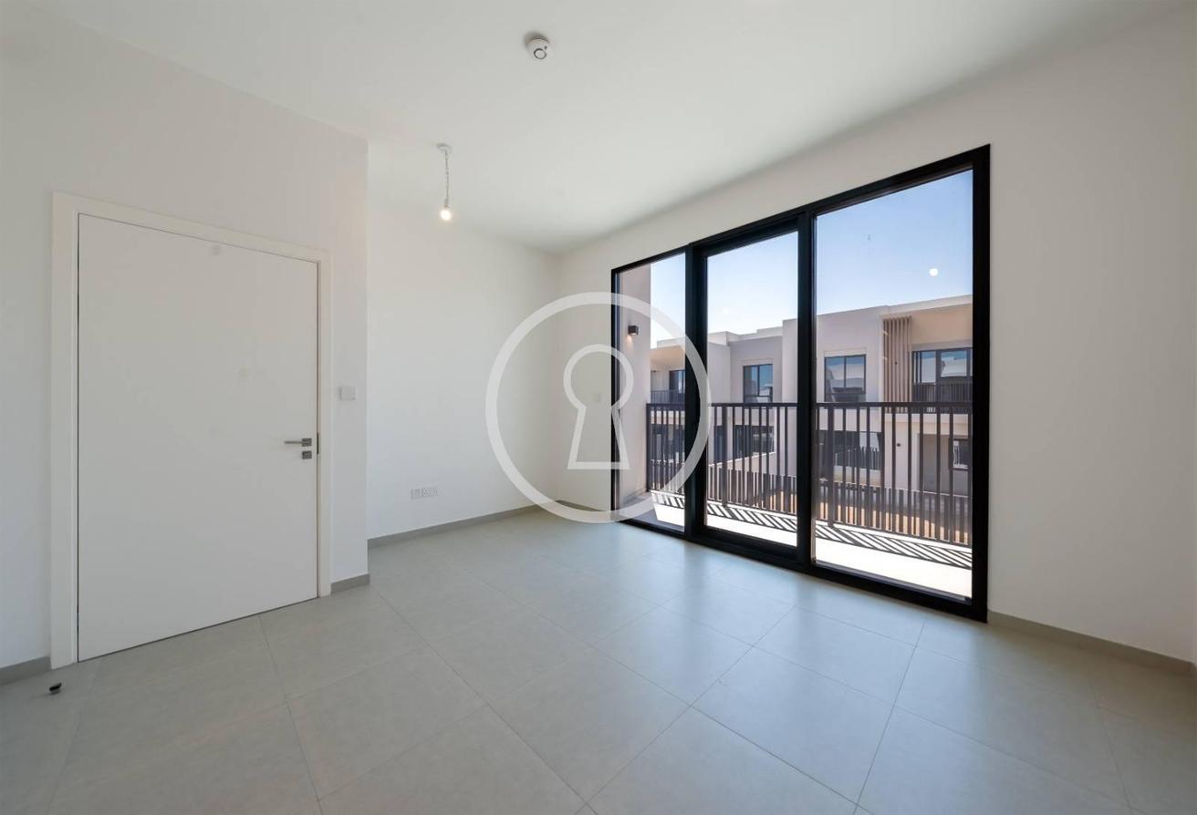 Corner Unit | Big Plot | One Month Free |Brand New photo 17