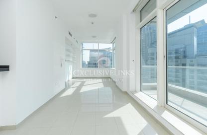 Apartment - 1 Bedroom - 2 Bathrooms for rent in Botanica Tower - Dubai Marina - Dubai
