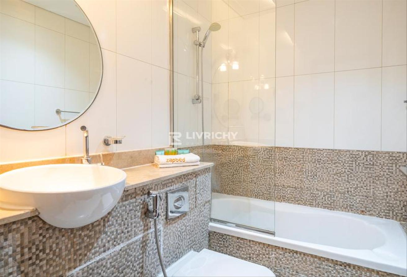 FULLY FURNISHED | MODERN STUDIO | FULLY UPGRADED photo 12
