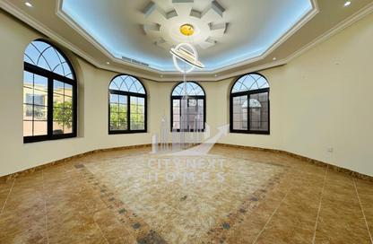 Villa - 5 Bedrooms - 7 Bathrooms for rent in Al Warqa'a 3 - Al Warqa'a - Dubai