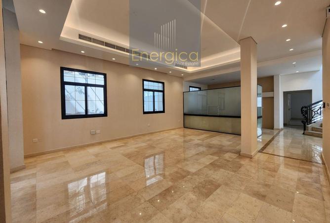 127464959 - Property Main Image
