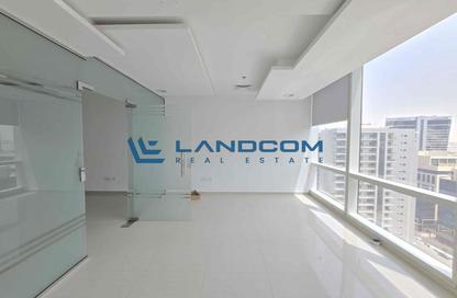 Office Space - Studio for rent in Tamani Art Tower - Business Bay - Dubai