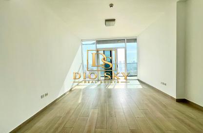 Apartment - 1 - 1 for rent in Bloom Towers B - Bloom Towers - District 10 - Jumeirah Village Circle - Dubai
