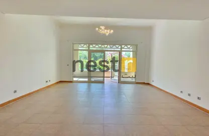 Apartment - 1 Bedroom - 2 Bathrooms for rent in Al Hallawi - Shoreline Apartments - Palm Jumeirah - Dubai